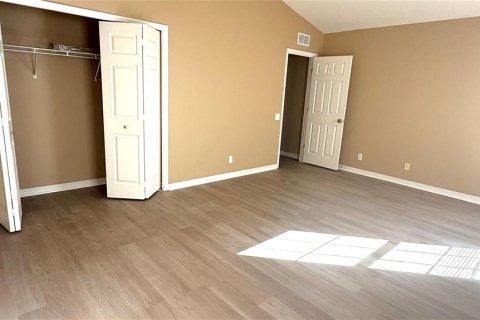 Touwnhouse à louer à Tampa, Floride: 3 chambres, 157.19 m2 № 2433318 - photo 26