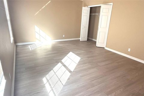 Touwnhouse à louer à Tampa, Floride: 3 chambres, 157.19 m2 № 2433318 - photo 25