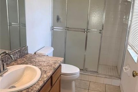 Touwnhouse à louer à Tampa, Floride: 3 chambres, 157.19 m2 № 2433318 - photo 22