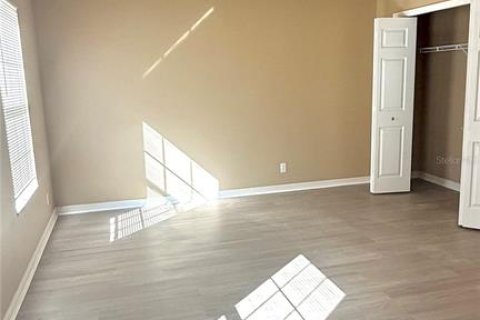 Touwnhouse à louer à Tampa, Floride: 3 chambres, 157.19 m2 № 2433318 - photo 24