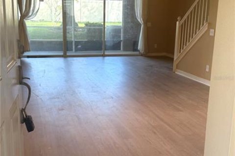 Touwnhouse à louer à Tampa, Floride: 3 chambres, 157.19 m2 № 2433318 - photo 8