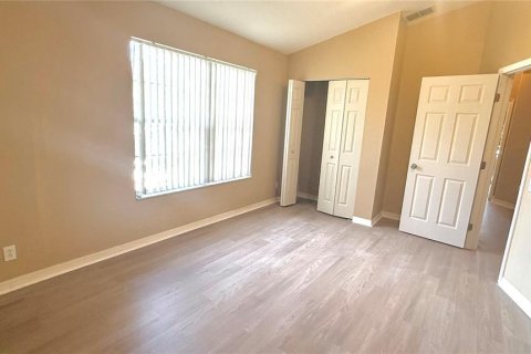Touwnhouse à louer à Tampa, Floride: 3 chambres, 157.19 m2 № 2433318 - photo 29