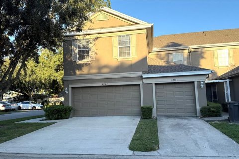 Touwnhouse à Tampa, Floride 3 chambres, 157.19 m2 № 2433318