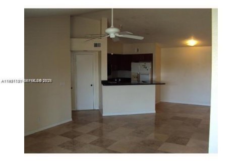 Condominio en venta en Margate, Florida, 2 dormitorios, 95.41 m2 № 2034440 - foto 3