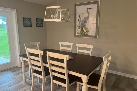 Снять в аренду виллу или дом в Энглвуд, Флорида 1 комната, 152.36м2, № 1652394 - фото 3