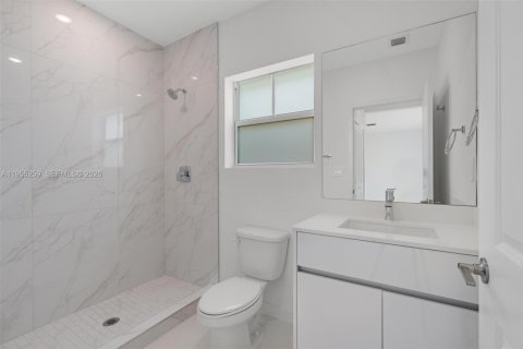 Adosado en venta en Homestead, Florida, 5 dormitorios № 2011102 - foto 12