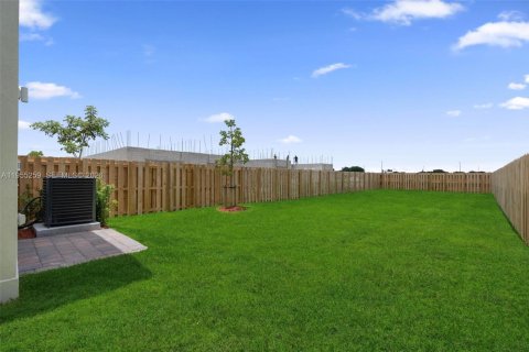 Adosado en venta en Homestead, Florida, 5 dormitorios № 2011102 - foto 30