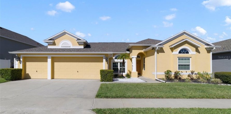 Casa en Davenport, Florida 4 dormitorios, 240.43 m2 № 1584901