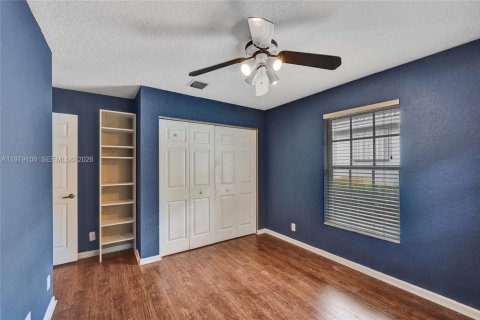 Villa ou maison à vendre à Coconut Creek, Floride: 4 chambres, 196.02 m2 № 2046209 - photo 30