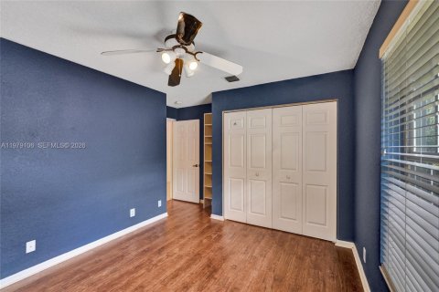 Villa ou maison à vendre à Coconut Creek, Floride: 4 chambres, 196.02 m2 № 2046209 - photo 29