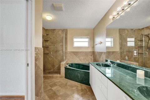 Villa ou maison à vendre à Coconut Creek, Floride: 4 chambres, 196.02 m2 № 2046209 - photo 22