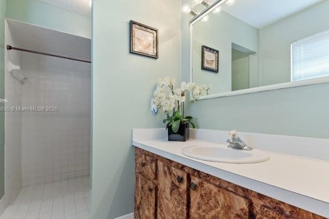 House in Lake Worth, Florida 3 bedrooms, 156.35 sq.m. № 1820409 - photo 8