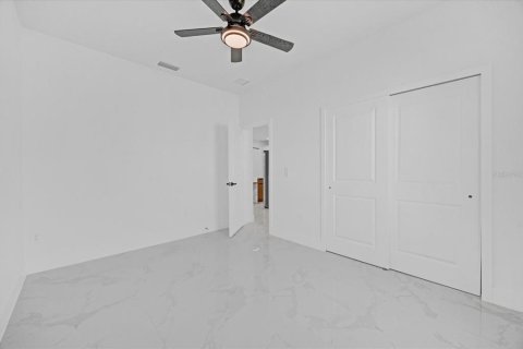 House in Palm Bay, Florida 4 bedrooms, 225.85 sq.m. № 1666955 - photo 30