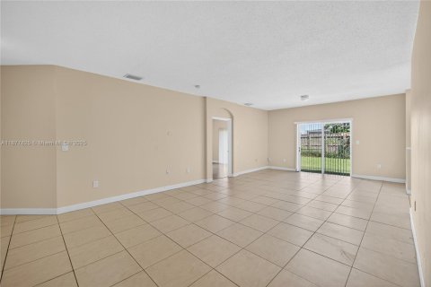 Villa ou maison à vendre à Homestead, Floride: 4 chambres, 143.26 m2 № 1927407 - photo 10