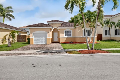 Villa ou maison à vendre à Homestead, Floride: 4 chambres, 143.26 m2 № 1927407 - photo 3