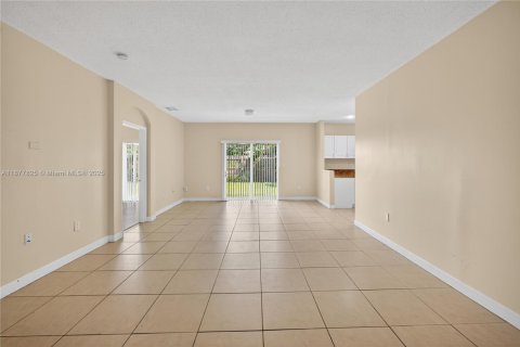 Villa ou maison à vendre à Homestead, Floride: 4 chambres, 143.26 m2 № 1927407 - photo 16