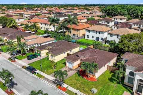 Villa ou maison à vendre à Homestead, Floride: 4 chambres, 143.26 m2 № 1927407 - photo 8