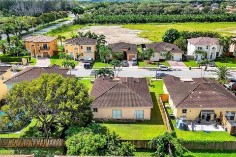 Villa ou maison à vendre à Homestead, Floride: 4 chambres, 143.26 m2 № 1927407 - photo 7