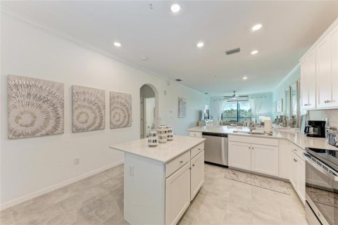 Copropriété à louer à Bradenton, Floride: 2 chambres, 104.14 m2 № 2425732 - photo 18