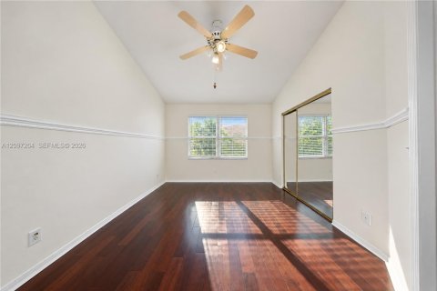 Townhouse in Pembroke Pines, Florida 2 bedrooms, 95.13 sq.m. № 2389911 - photo 28