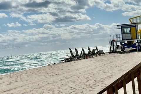 Copropriété à vendre à Hollywood, Floride: 1 chambre, 73.39 m2 № 2005659 - photo 10