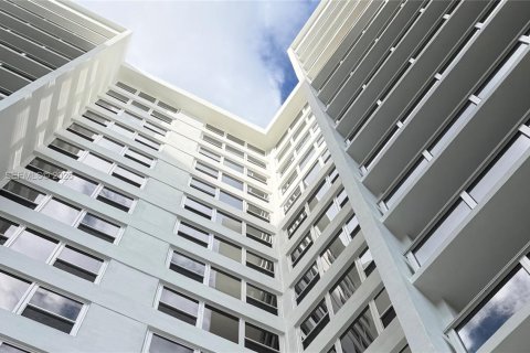 Copropriété à vendre à Hollywood, Floride: 1 chambre, 73.39 m2 № 2005659 - photo 8