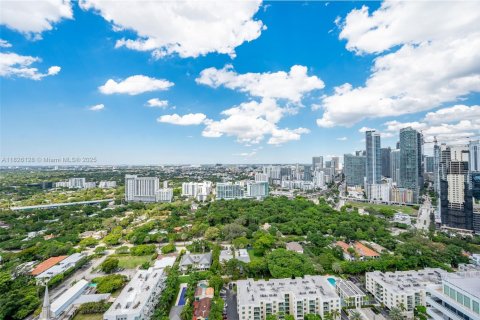 Condominio en alquiler en Miami, Florida, 5 dormitorios, 532.33 m2 № 1794450 - foto 13