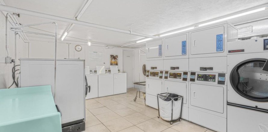 Condominio en Fort Lauderdale, Florida, 2 dormitorios № 1172235