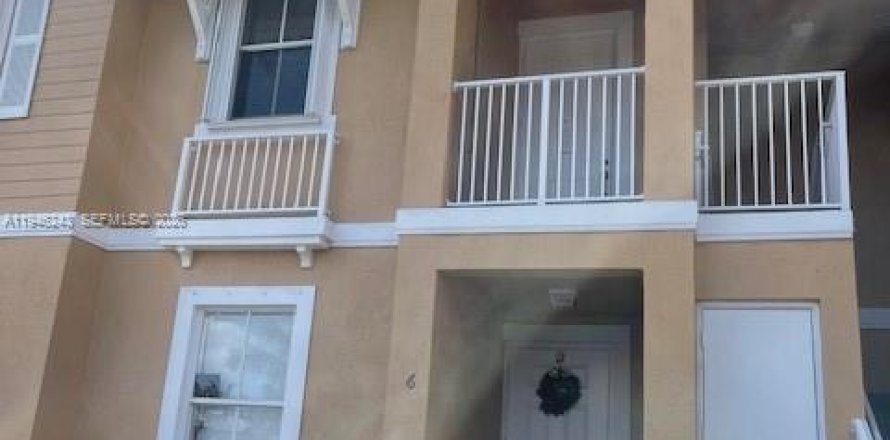 Condominio en Homestead, Florida, 3 dormitorios  № 2003199