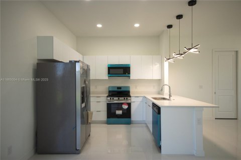 Villa ou maison à vendre à Lehigh Acres, Floride: 3 chambres № 2014430 - photo 15