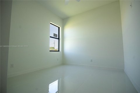 Villa ou maison à vendre à Lehigh Acres, Floride: 3 chambres № 2014430 - photo 26