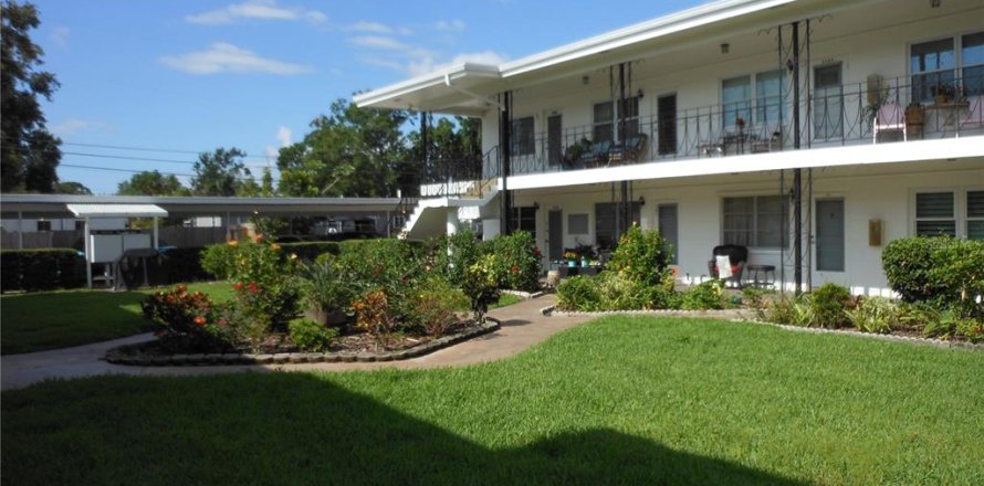 Condo in Saint Petersburg, Florida, 1 bedroom № 1686501