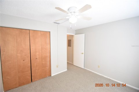 Villa ou maison à louer à Brandon, Floride: 2 chambres, 78.13 m2 № 2425207 - photo 15