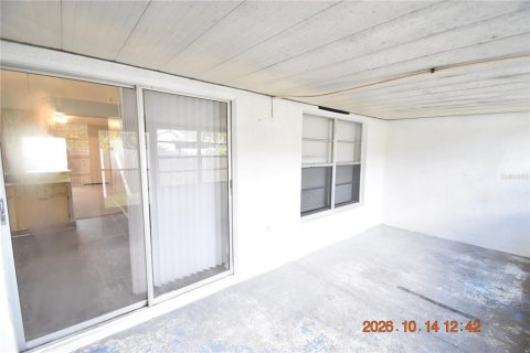 Villa ou maison à louer à Brandon, Floride: 2 chambres, 78.13 m2 № 2425207 - photo 19