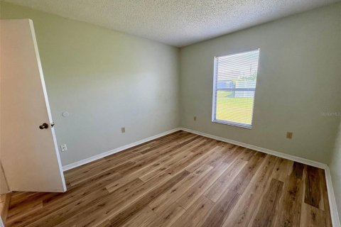 Casa en alquiler en Kissimmee, Florida, 3 dormitorios, 132.11 m2 № 1884838 - foto 21