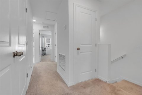Touwnhouse à vendre à Orlando, Floride: 3 chambres, 145.86 m2 № 1917681 - photo 17