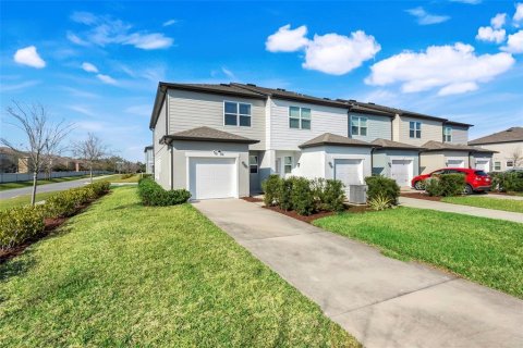 Touwnhouse à vendre à Orlando, Floride: 3 chambres, 145.86 m2 № 1917681 - photo 27