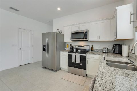 Touwnhouse à vendre à Orlando, Floride: 3 chambres, 145.86 m2 № 1917681 - photo 13