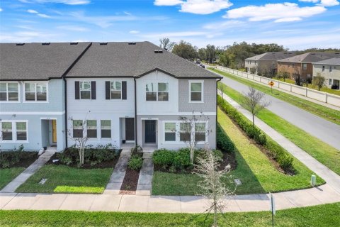 Touwnhouse à vendre à Orlando, Floride: 3 chambres, 145.86 m2 № 1917681 - photo 6