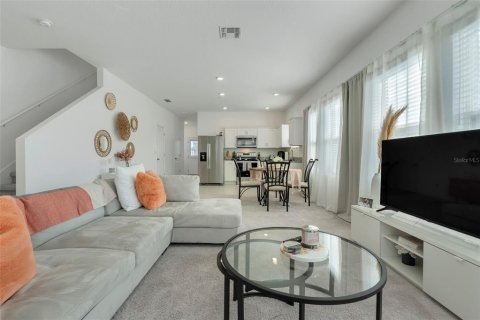 Touwnhouse à vendre à Orlando, Floride: 3 chambres, 145.86 m2 № 1917681 - photo 7