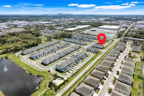 Touwnhouse à vendre à Orlando, Floride: 3 chambres, 145.86 m2 № 1917681 - photo 1