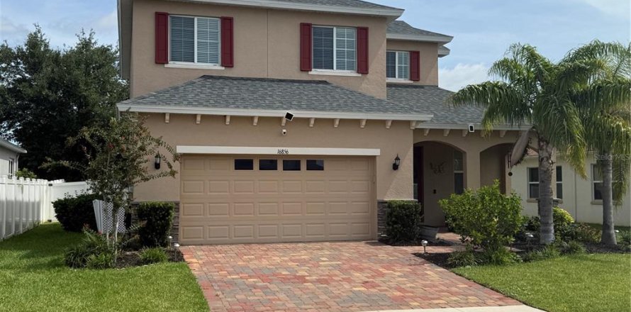 House in Clermont, Florida 4 bedrooms, 288.74 sq.m. № 1828425