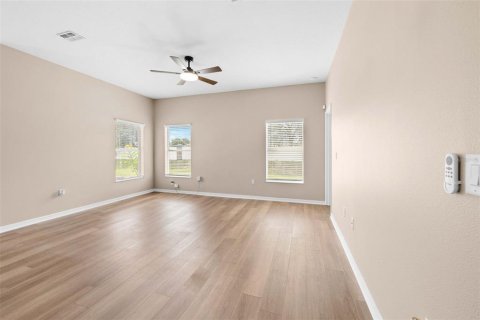 House in Brooksville, Florida 4 bedrooms, 172.89 sq.m. № 2354840 - photo 8