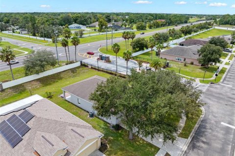 House in Brooksville, Florida 4 bedrooms, 172.89 sq.m. № 2354840 - photo 2