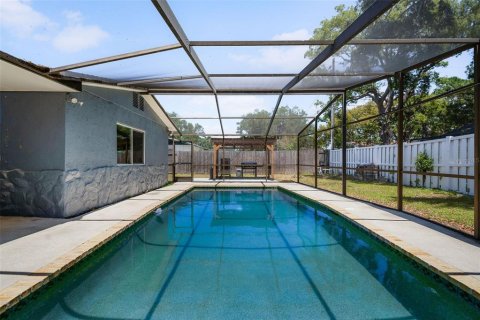 House in Seminole, Florida 3 bedrooms, 138.61 sq.m. № 1637478 - photo 22