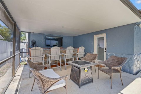 House in Seminole, Florida 3 bedrooms, 138.61 sq.m. № 1637478 - photo 23