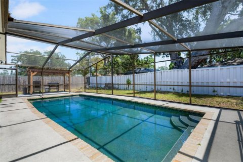 House in Seminole, Florida 3 bedrooms, 138.61 sq.m. № 1637478 - photo 20