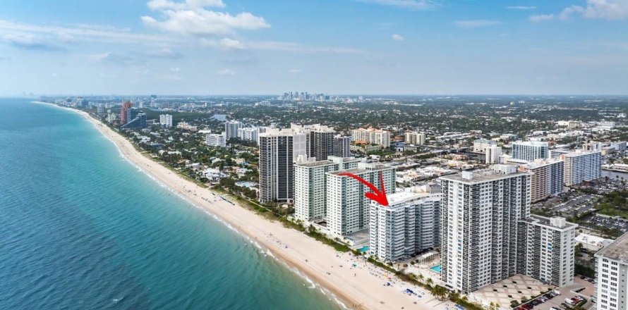 Condo in Fort Lauderdale, Florida, 4 bedrooms  № 1172935