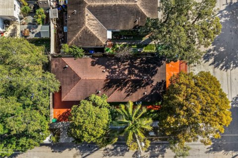 Propiedad comercial en venta en Miami, Florida, 199.74 m2 № 1993957 - foto 3