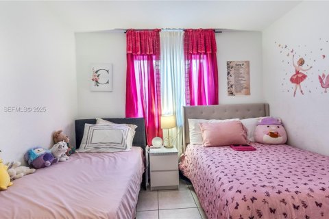 Propiedad comercial en venta en Miami, Florida, 199.74 m2 № 1993957 - foto 21